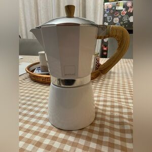 White and Silver Stovetop Espresso Maker